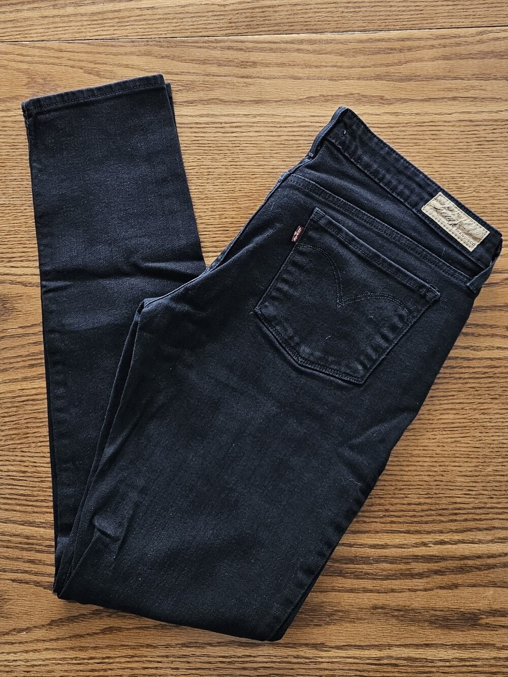 ​Levi’s Curve ID Slight Curve Skinny Jeans Black 10/30 With Flaw